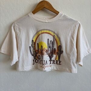 Abound Joshua Tree California graphic crop top t-shirt, Size XS
